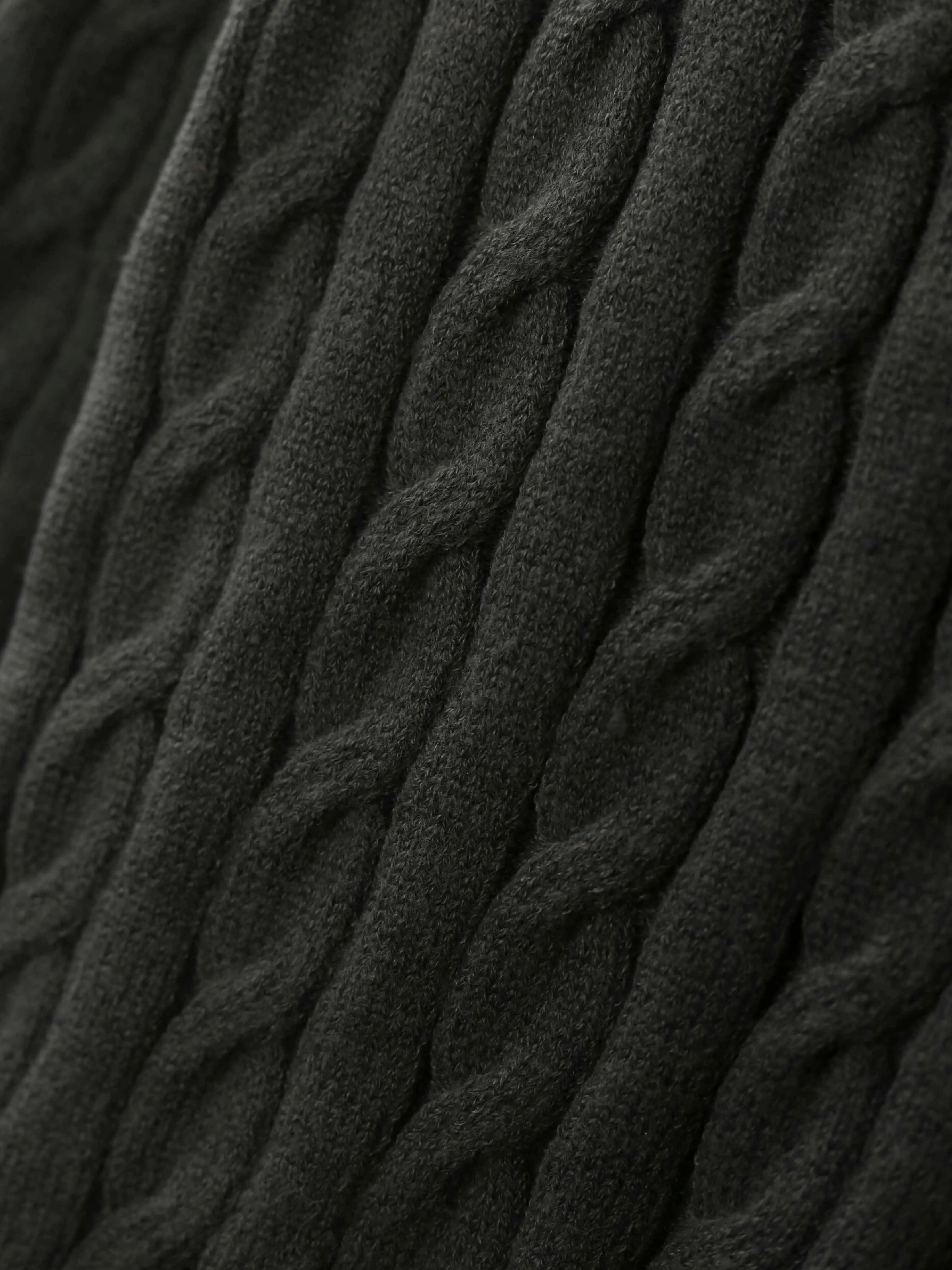 Actual photo of dark gray details # P280